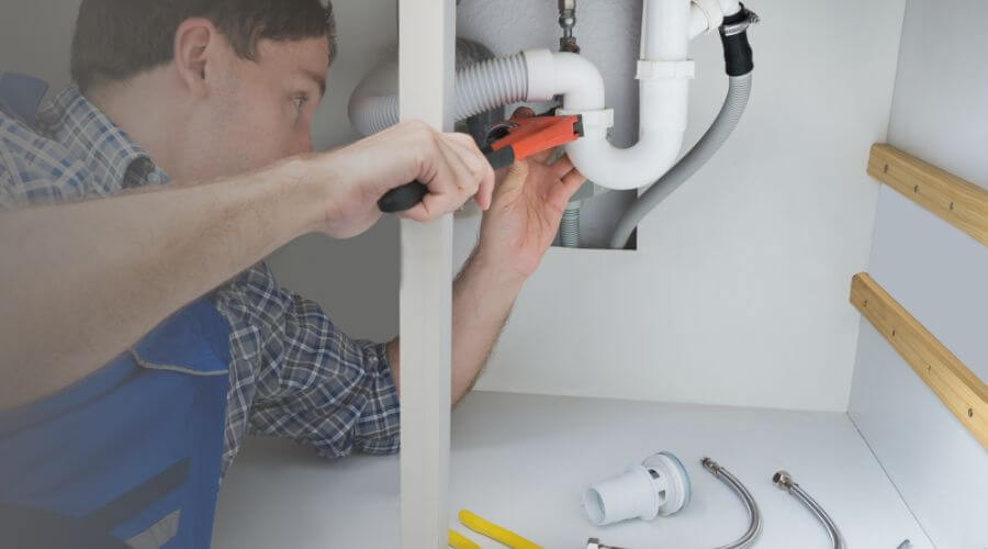 Professional Water heater repair in Weston, MI
